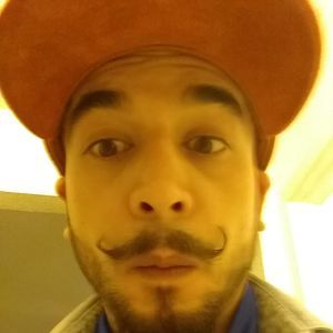 Meet your Posher, Troy